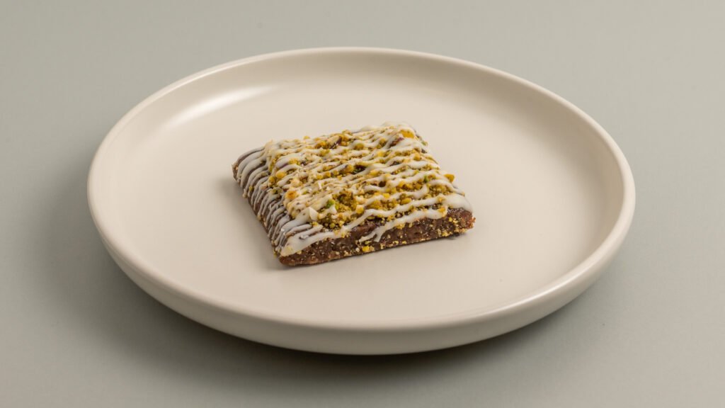 Pistaccio white choco